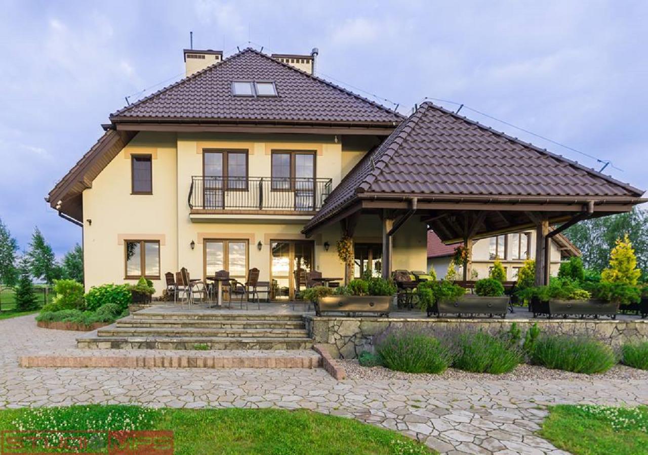 Dąbrówno 栋布罗瓦旅馆酒店 外观 照片